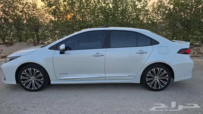 للبيع كورولا 2023 XLI EXECUTIVE MR 1