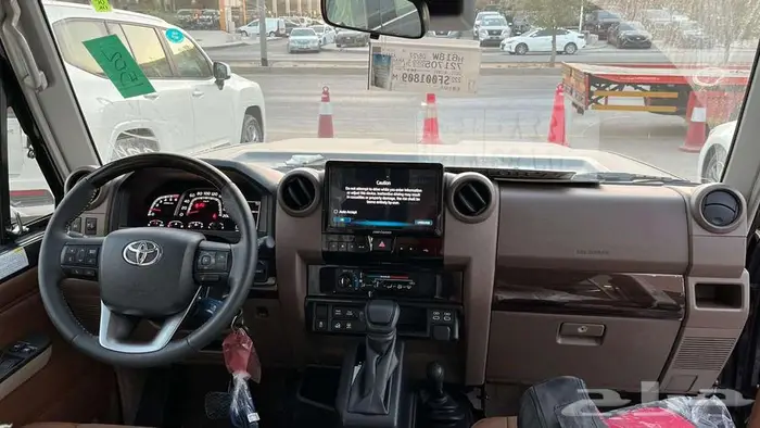 تويوتا شاص ربع 2025 سعودي ديزل فل كامل كاش استلام فوري 14