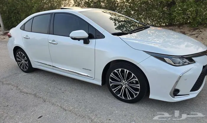 للبيع كورولا 2023 XLI EXECUTIVE MR 3