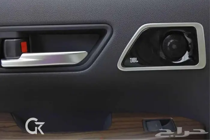 تويوتالاندكروزرGXR3 بنزين 2025 أقل هامش ربح وأقل قسط شهري 12