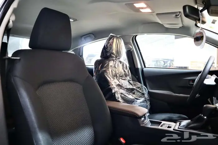 تويوتا يارس yبلس 2025 10