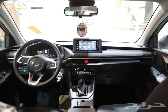 تويوتا يارس yبلس 2025 7