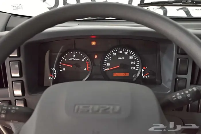 ايسوزو ديانا 6 طن شاص 6.10 متر قير عادي ديزل 2025 8