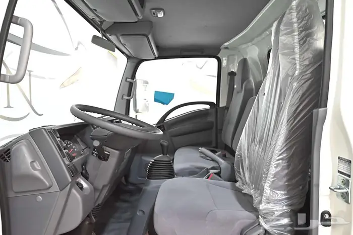 ايسوزو ديانا 6 طن شاص 6.10 متر قير عادي ديزل 2025 4