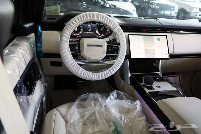 رنجروفر SE p530 موديل 2025 6