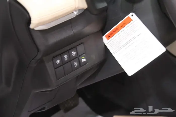 تويوتا يارس YX بنزين 2026 10