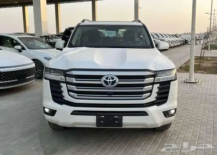 تويوتا لاندكروزر GXR2 بنزين 2025 سعودي 0