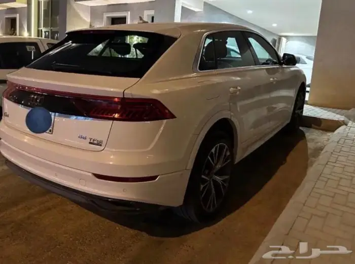 اودي كيو 8 2022 1