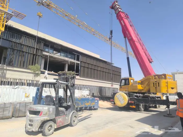 تأجير الرافعات الشوكية والكرينات في الرياض   رافعات الرياض 3