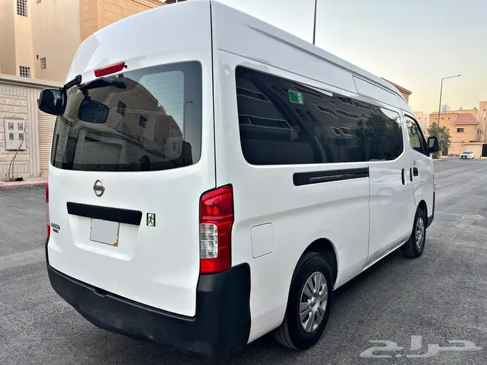 نيسان اورفان ركاب ديزل 2020 نظيف جدا 3