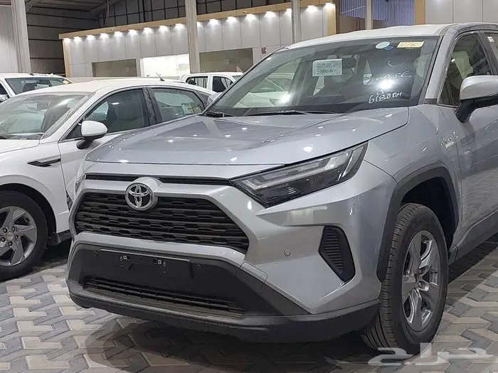 تويوتا راف فور LE دفع رباعي هايبرد 2025 4