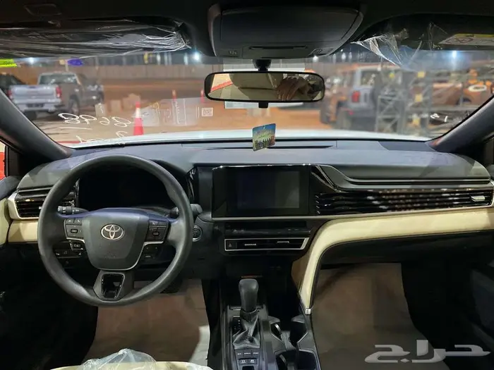 تويوتا كامري E هايبرد 205 سعودي كاش وتمويل 4