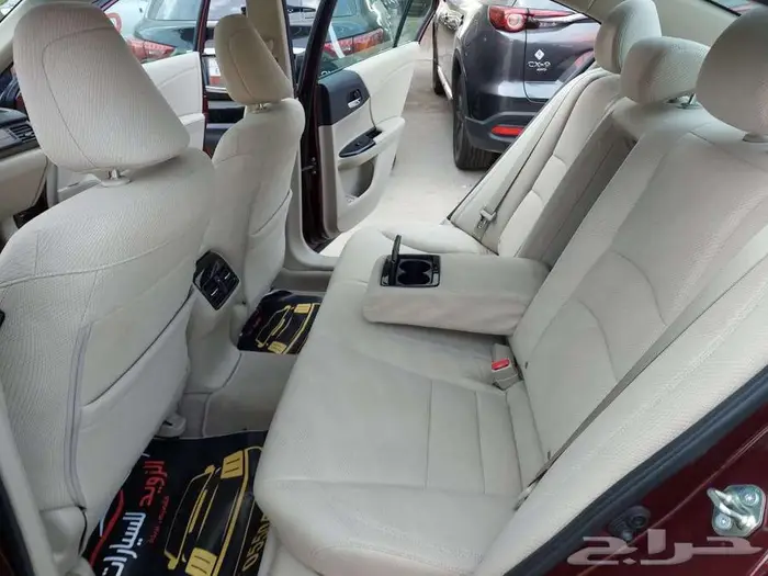 اكورد 2017 فل مخمل مخزن عداد 30 ألف فقط 37