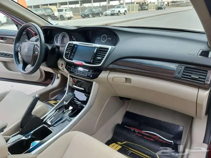 اكورد 2017 فل مخمل مخزن عداد 30 ألف فقط 42