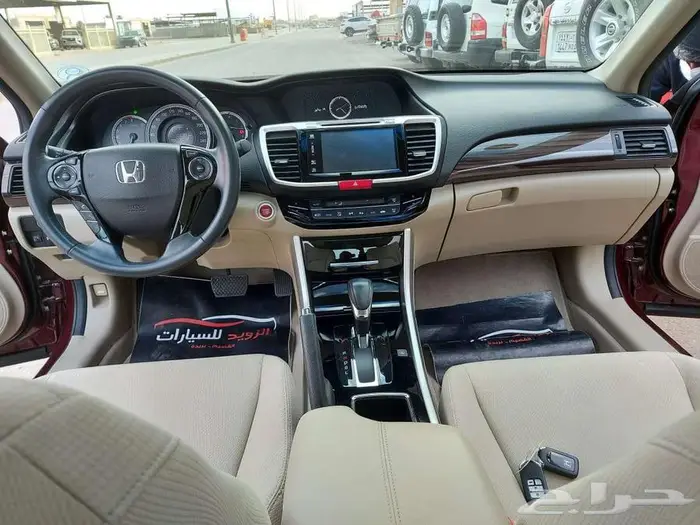 اكورد 2017 فل مخمل مخزن عداد 30 ألف فقط 47