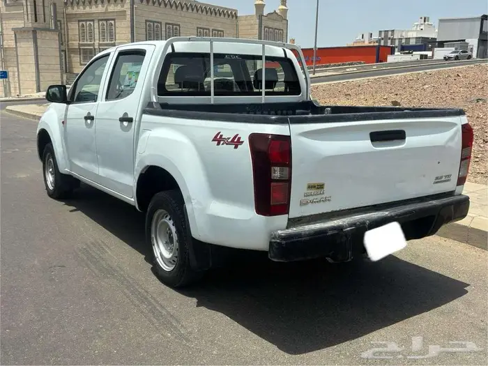 ايسوزوغمارتين 2018 عرض خاص ب39الف 8