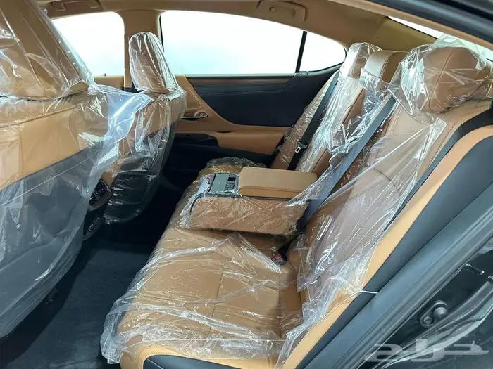 لكزس ES350 فئة CC فتحة بنوراما 2025 بريمي بااقل سعر بالسوق. 5