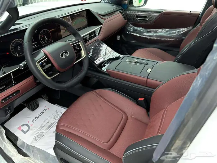 انفينتي QX80 اوتو جراف 2025 تجمع بين القوة والفخامة 19