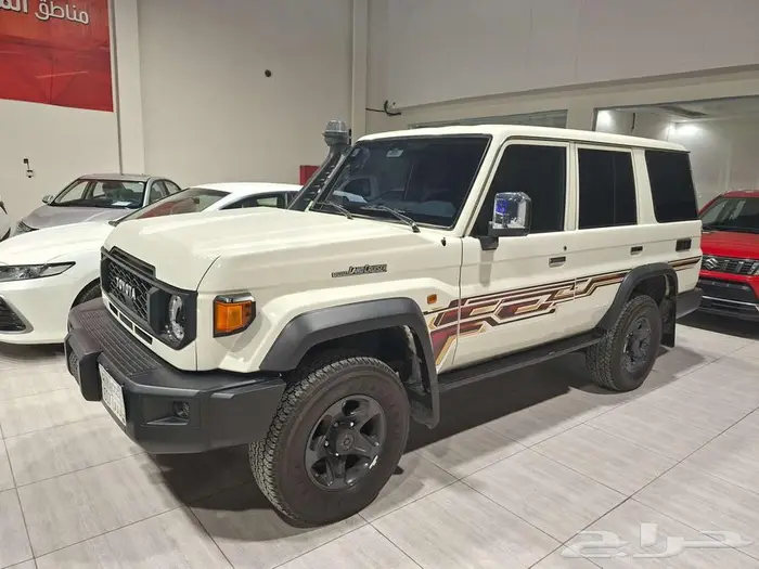 تويوتا ربع مصندق تماتيك ديزل 2024 بحريني عداد 40 ألف 2