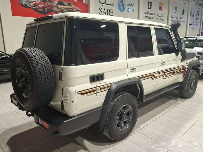 تويوتا ربع مصندق تماتيك ديزل 2024 بحريني عداد 40 ألف 6