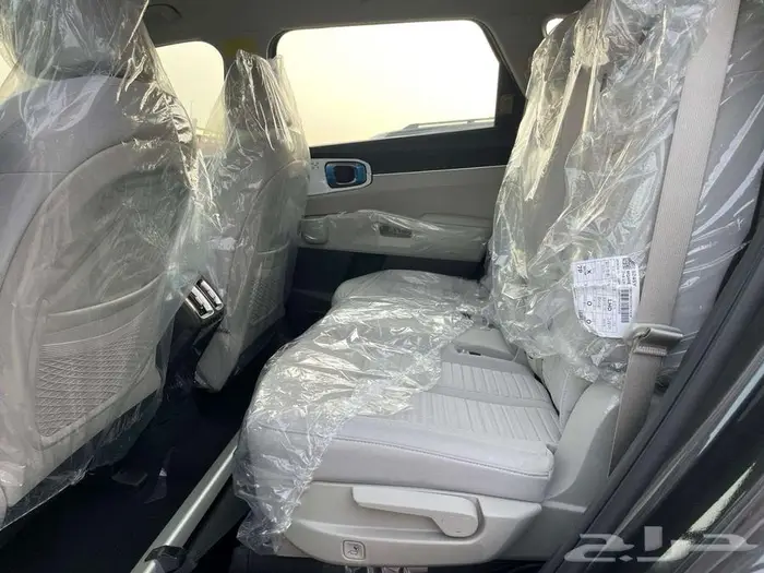 كيا سورينتو هايبرد 2025 7