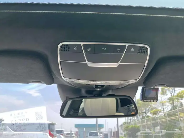 مرسيدس S550 100 Anniversary Edition 26