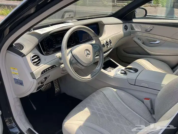 مرسيدس S550 100 Anniversary Edition 10