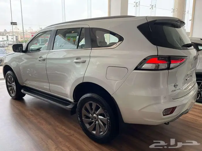 ايسوزو ام يو اكس 4X4 3.0 فل كامل 2024 كاش او تقسيط 4
