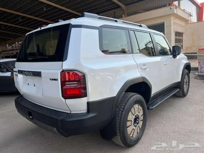 تويوتا برادو TXL 2 بنزين 2025 متاح اقساط و كاش 2