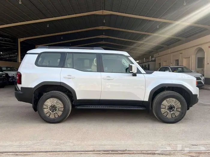 تويوتا برادو TXL 2 بنزين 2025 متاح اقساط و كاش 3