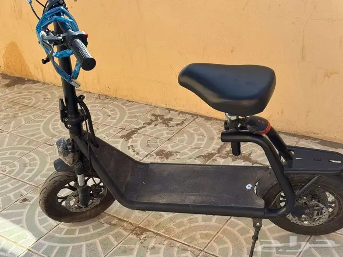 اسكوتر كهربائي 1