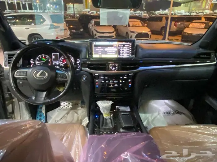 لكزس LX570 موديل 2021 (سعودي) عداد 25 الف 19