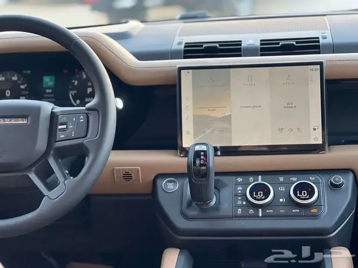 لاند روفر دفندر 2025 كاش -اقساط اسود 6