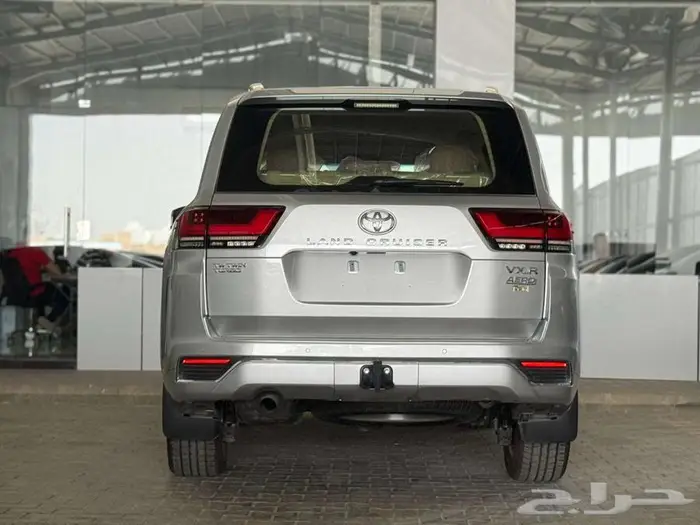 تويوتا لاندكروزر VXR ديزل 2023 - بطاقه جمركيه 9