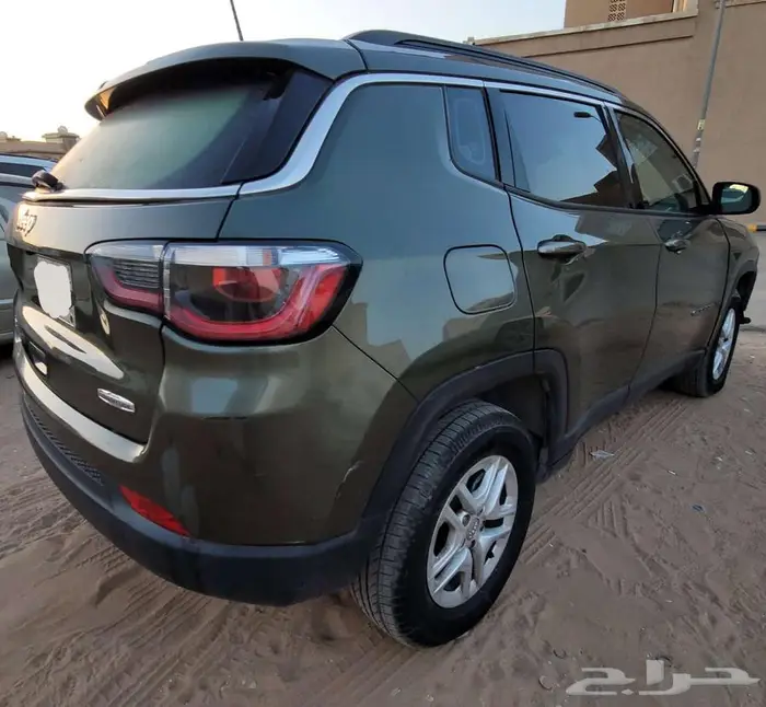 جيب كومباس 2019 على السوم 5