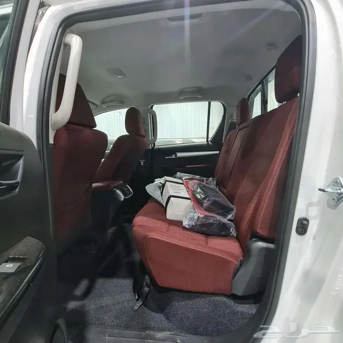 هايلوكس غمارتين S-GLX قير عادي بنزين 2025 السعر 128800 7
