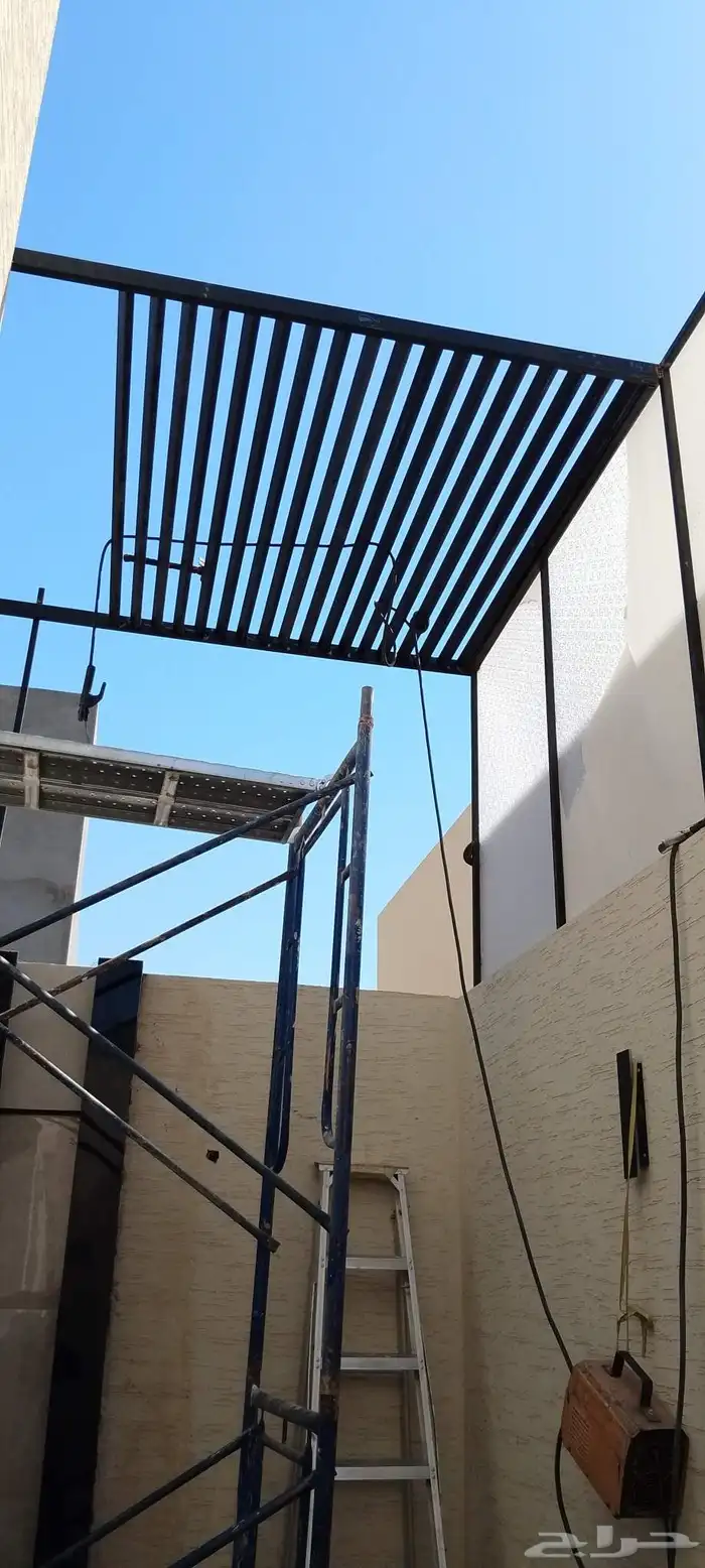 نعمل جميع الحداد والديكورات 2