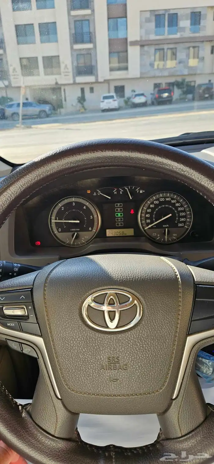 لاندكروزر ديزل 2021 Gxr1 V8 11