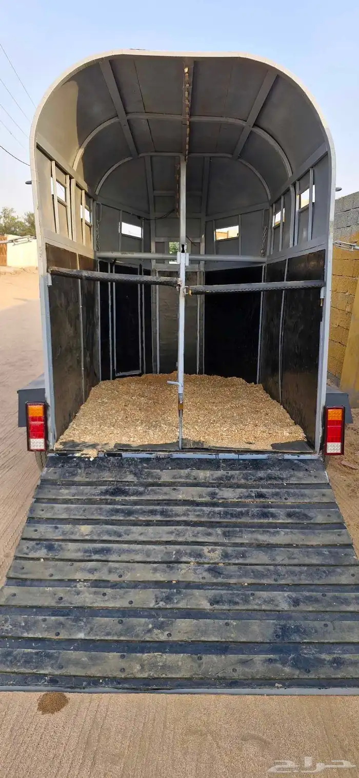 عربة نقل خيل 2