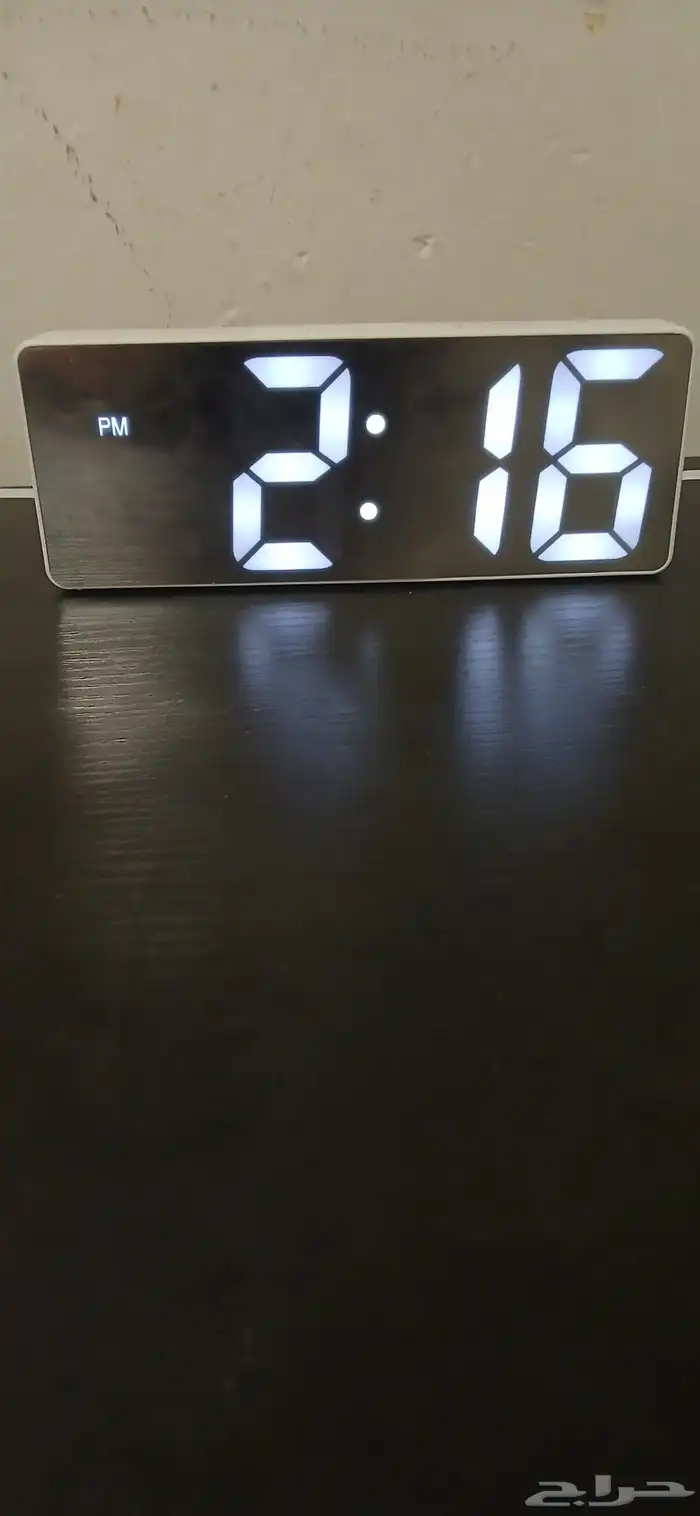 ساعه رقميه 1