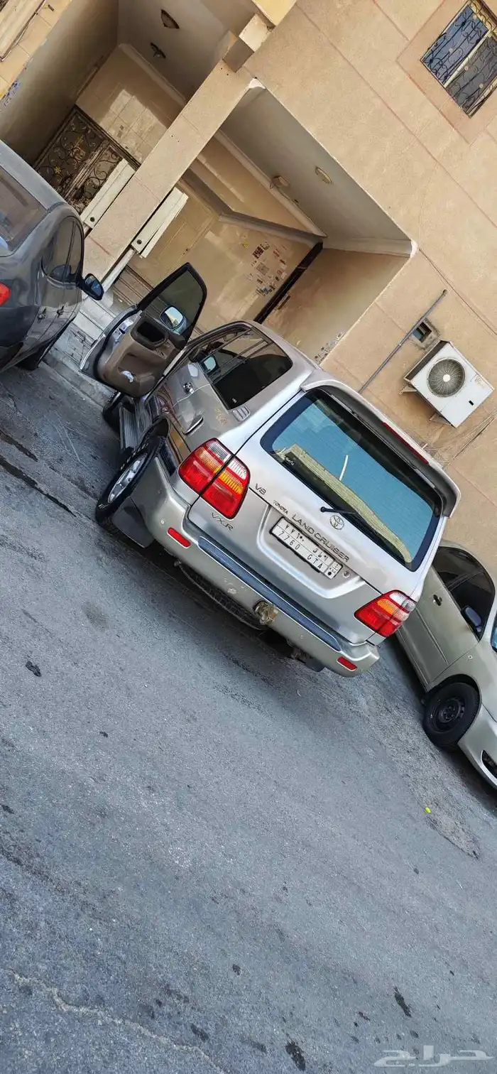 لاند كروزر 2000 0