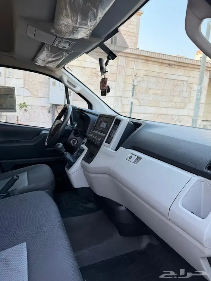باص تويوتا هايس ثلاجه 2022 ديزل 5