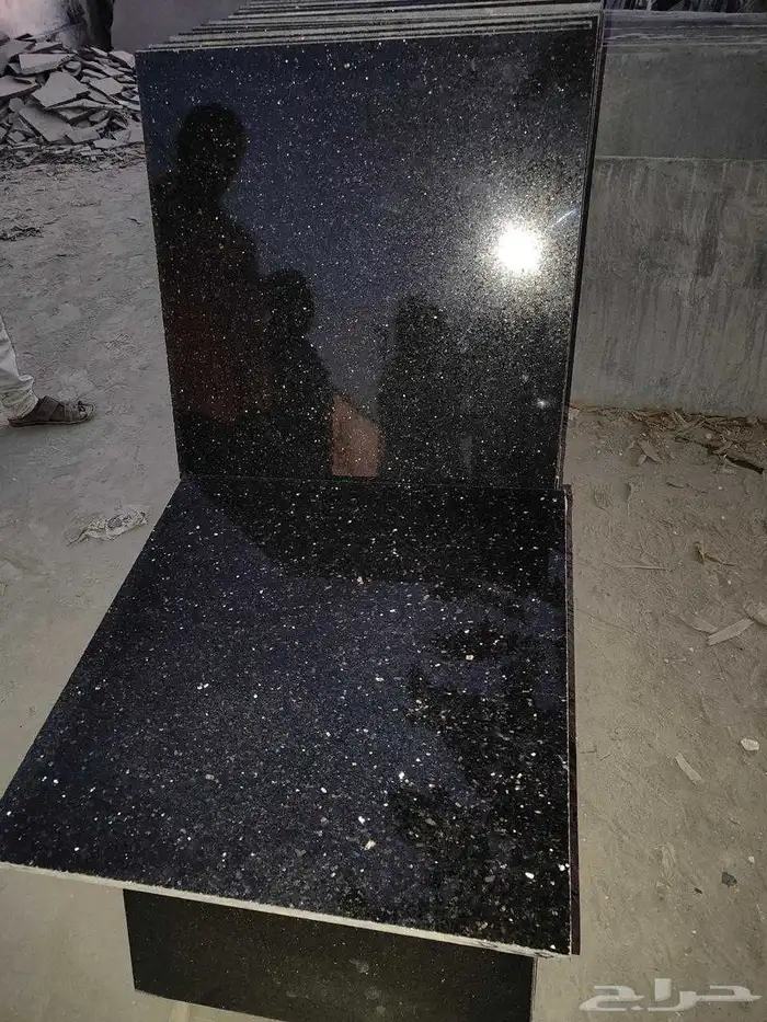 متوفر جميع انواع الرخام الطبيعي والصناعي تشكيله ممتاز 2