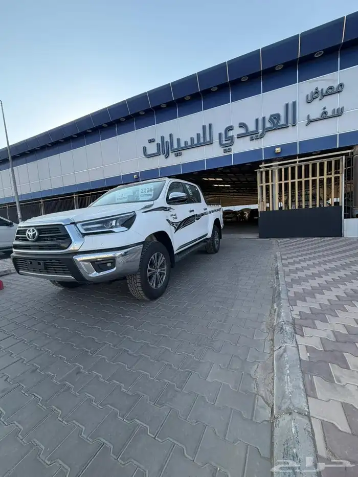 تويوتا هايلوكس غمارتين S.GLX ديزل دبل اوتوماتيك موديل 2025 2