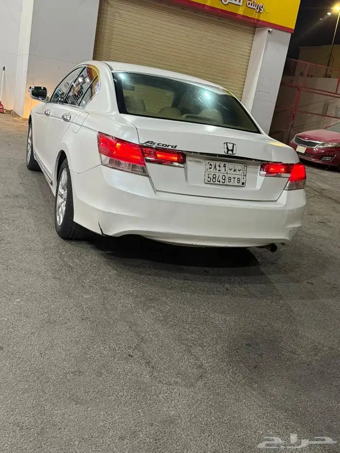 للبيع اكورد مفحوصه بحاله جيدة للجادين التواصل واتس 0