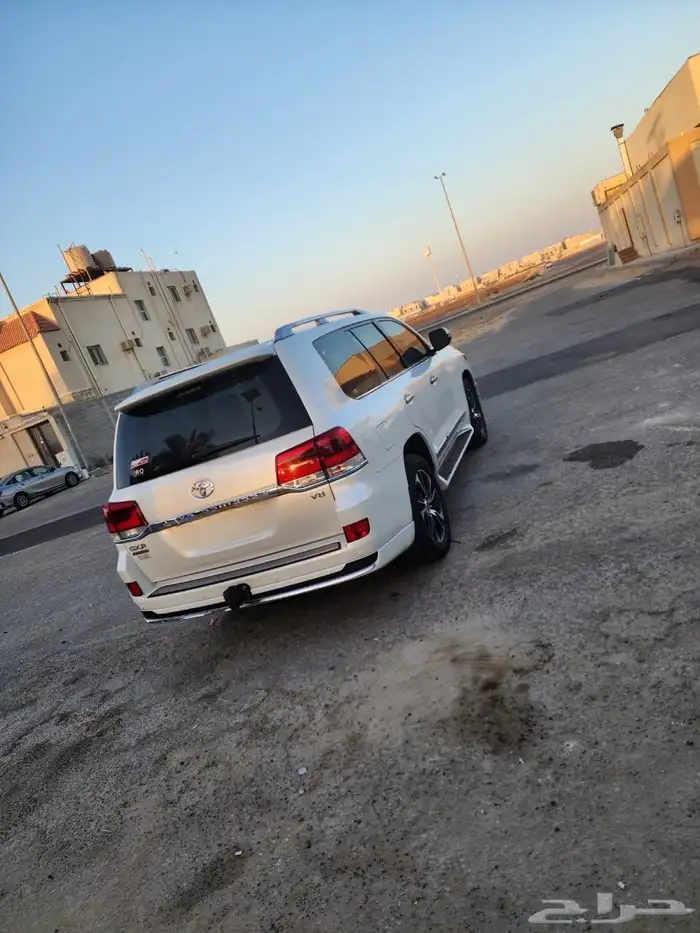 لاندكروزر 2021 2
