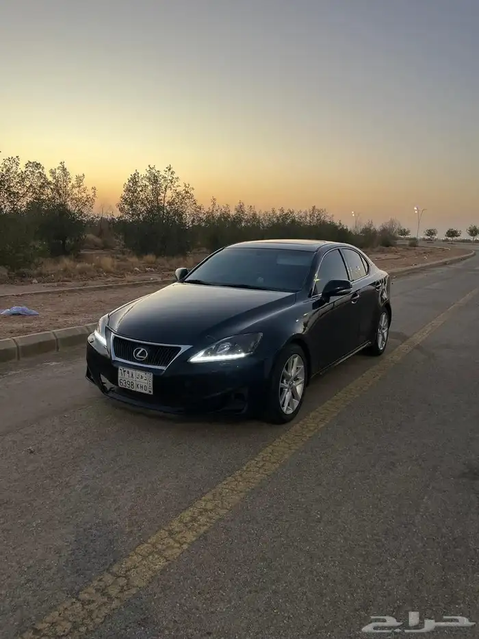 لكزس is300 2012 0