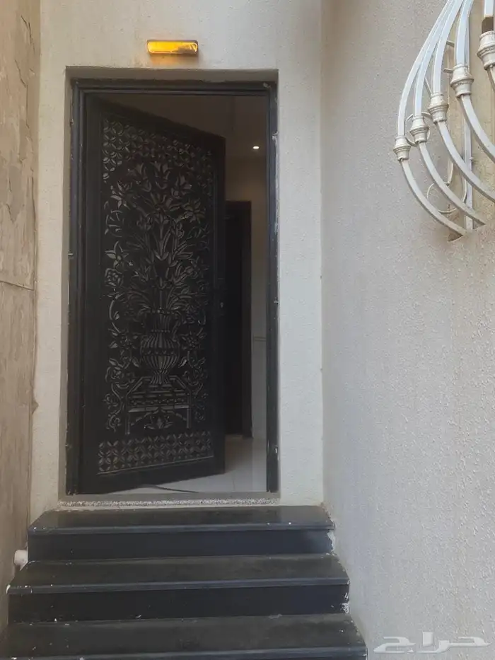 للايجار دور فله 3 غرف وصاله ومطبخ راكب ومجلس 7