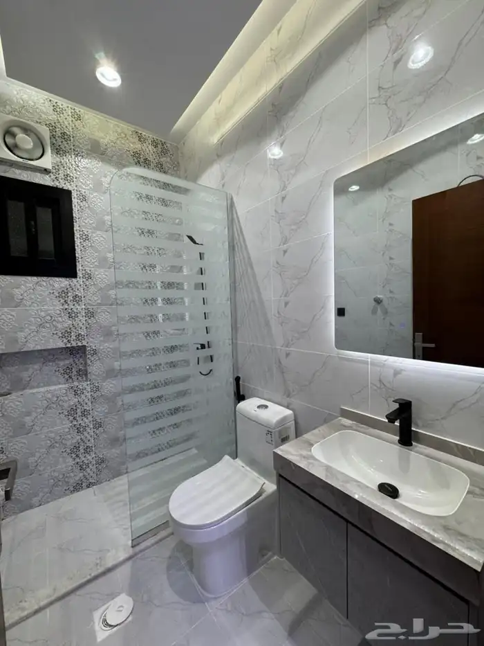 يوجد لدينا شقق 4 غرف للبيع تمليك من المالك مباشر بسعر مغري 5