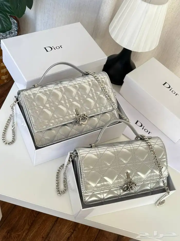 شنط ديور متوفر احجام السعر شامل التوصيل للمنزل 11